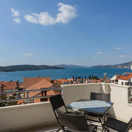 Apartmani Branka Trogir Exterior photo